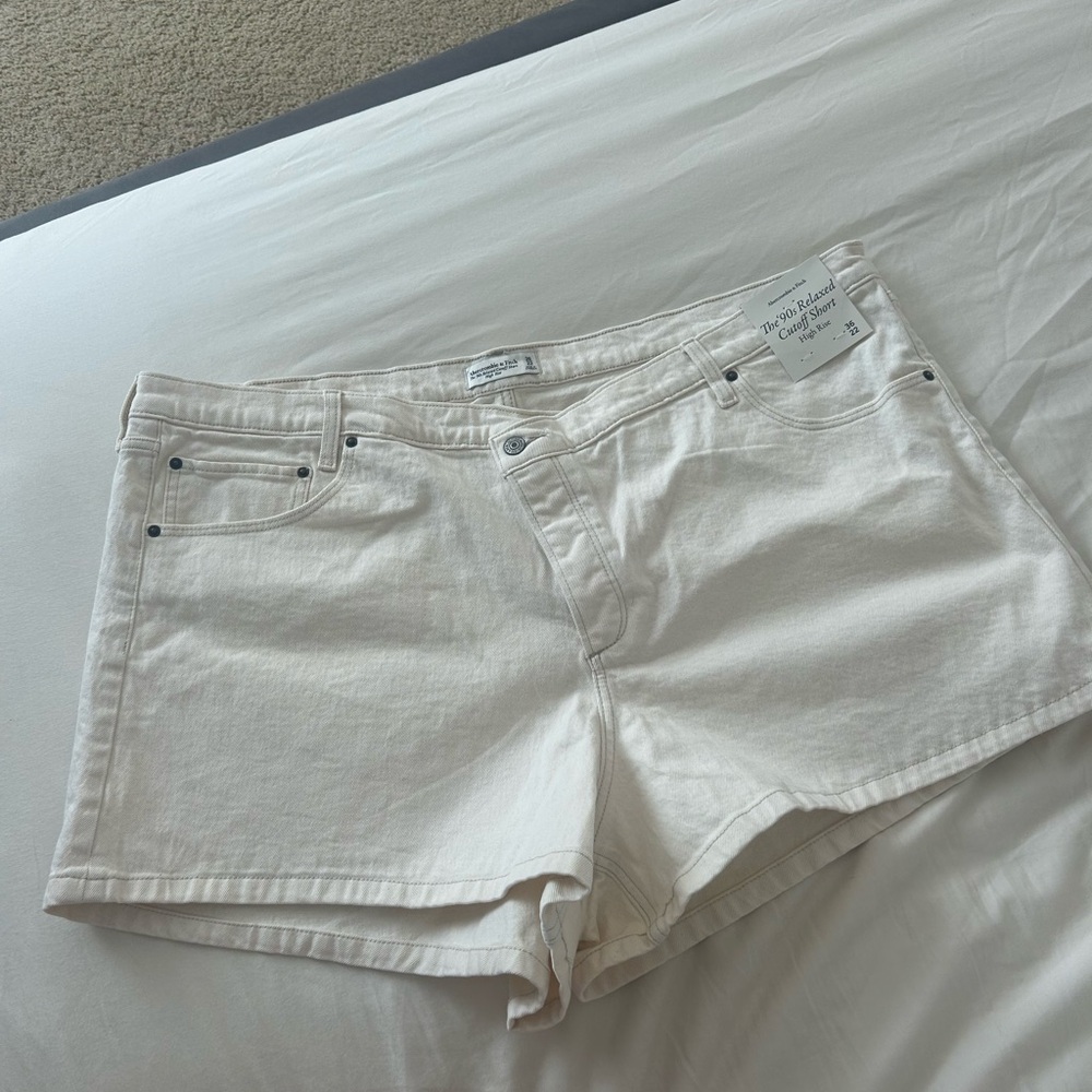 Abercrombie & Fitch Women's White Jean Shorts